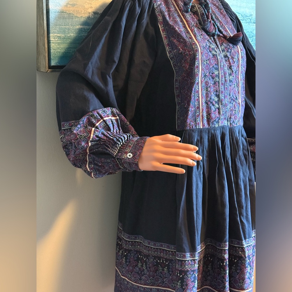 SEA Dress - Picture 4 of 10